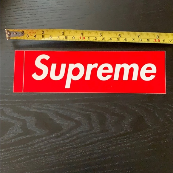 Authentic Supreme box logo sticker - Picture 2 of 5